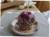 Carmal Apple with nuts