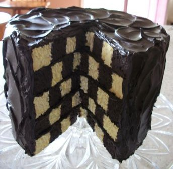 Checkered board cake with Slice Out