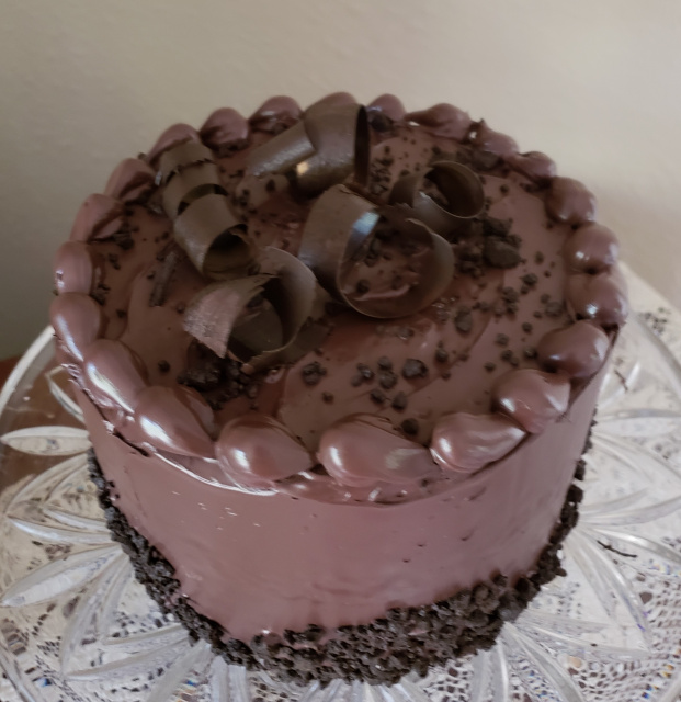 Chocolate Curl top Crumb Cake 6 inch