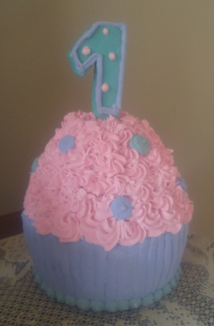 Cupcake Cake Creation