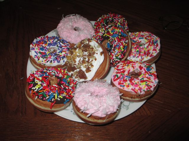 Raised Donuts Deluxe Assorted