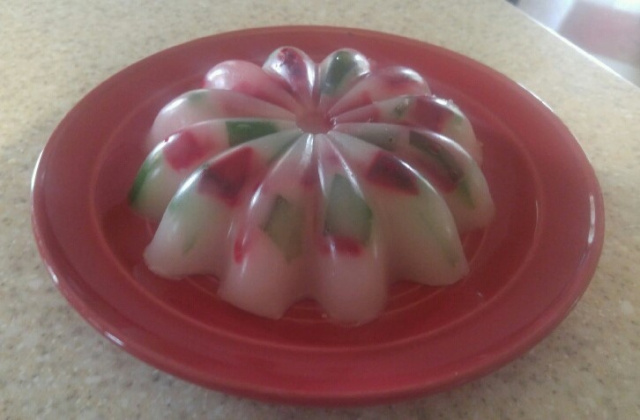 JELLO BUNDT with CHUNKS (SEE OUR JELLO BUNDTS PAGE)