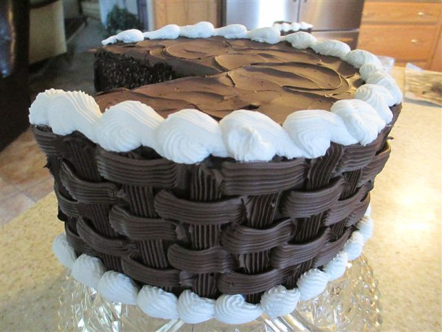 Chocolate Basket Weave w Slice out